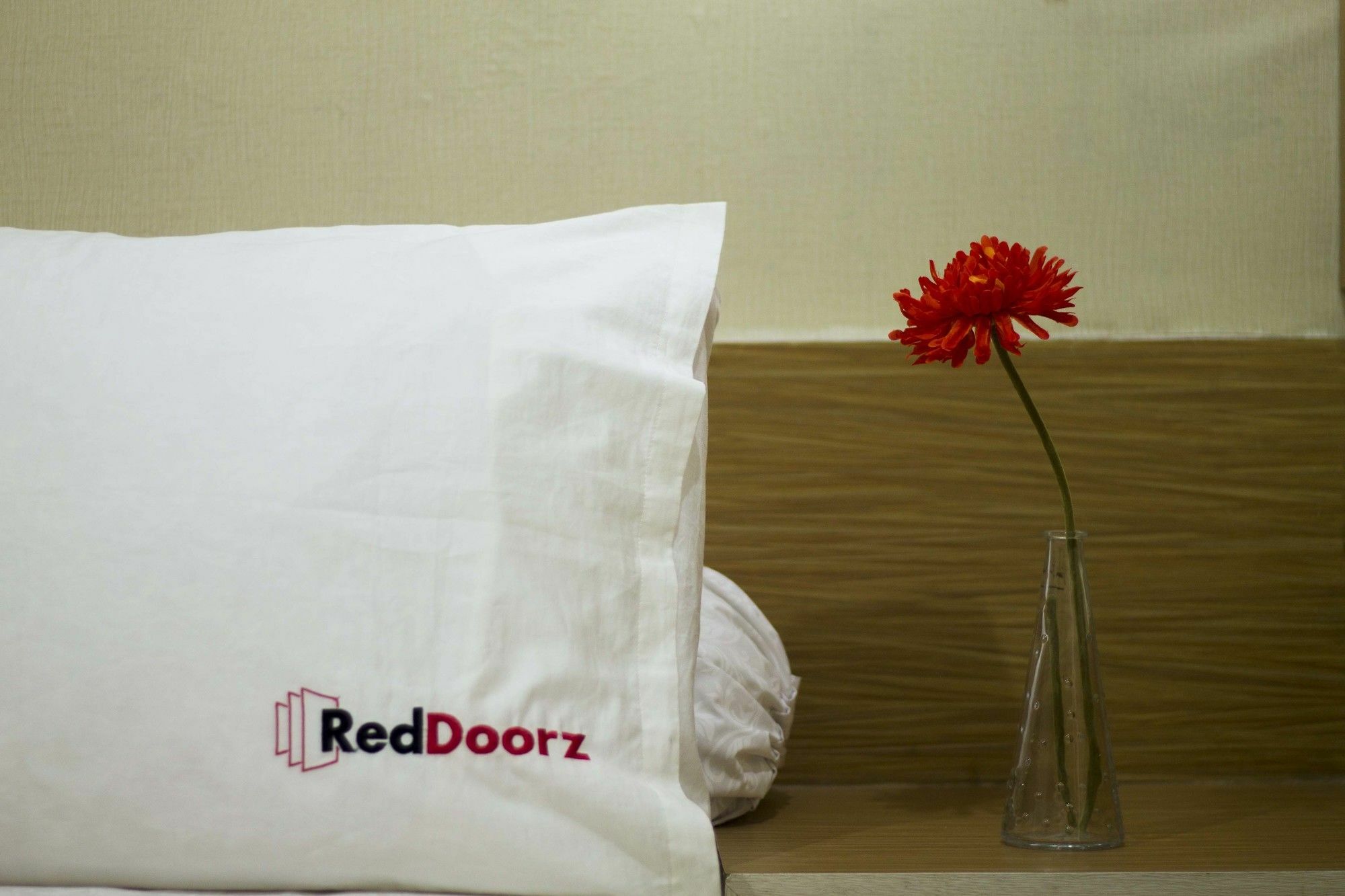 Reddoorz Near Juanda Airport T1 Hotel Brebek Kültér fotó